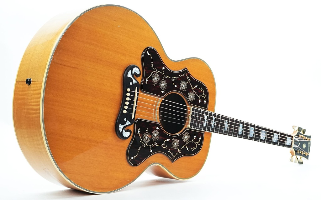 Gibson J200 1963-15.jpg