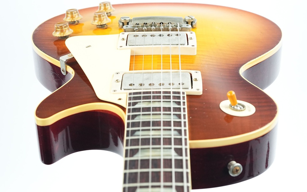 [LPR59LARYTNH1] Gibson Custom Les Paul 1959 Standard Royal Teaburst Light Aged-12.jpg