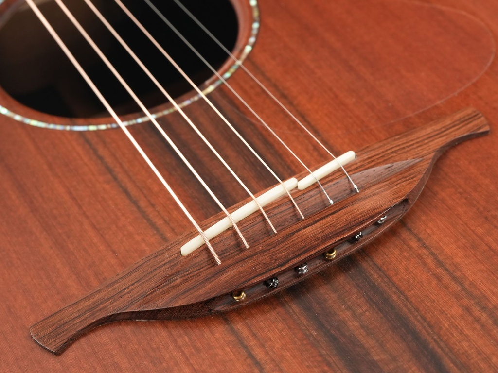 Lowden O35 Redwood Cocobolo 2014-11.jpg