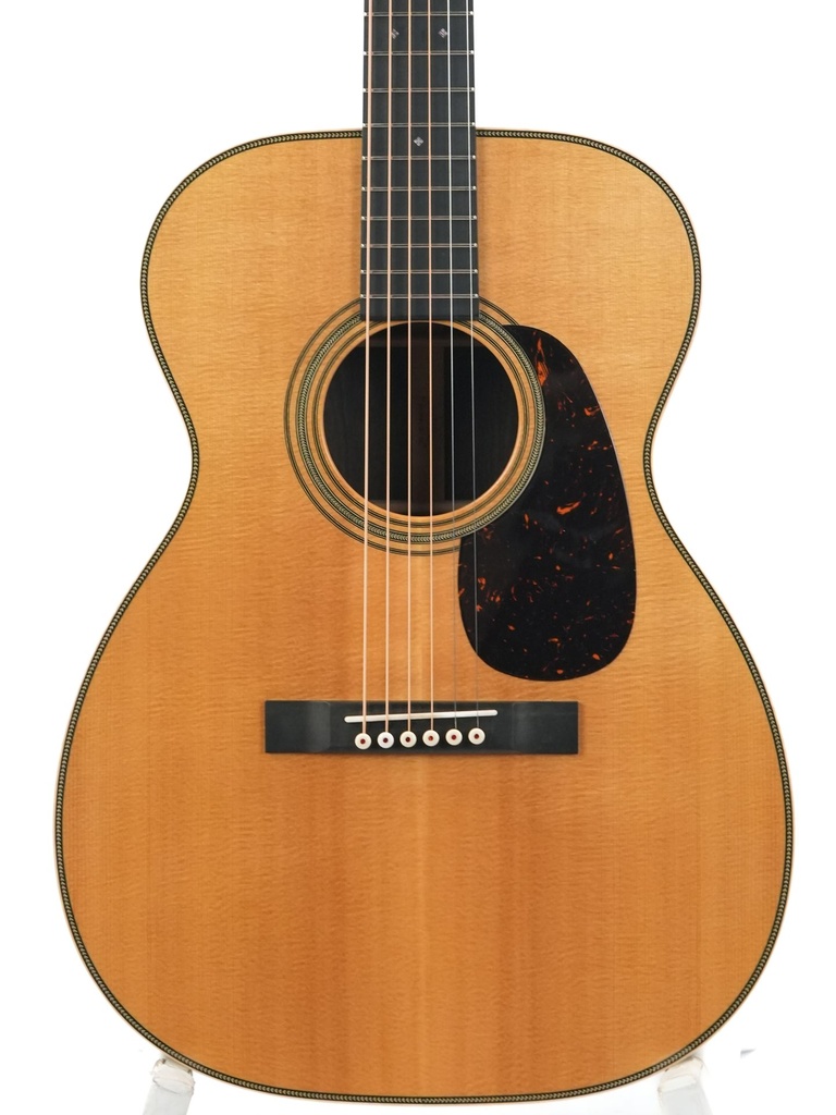 Martin Custom Shop 00 14 Fret Wild Grain Indian Rosewood Adirondack 2023-3.jpg