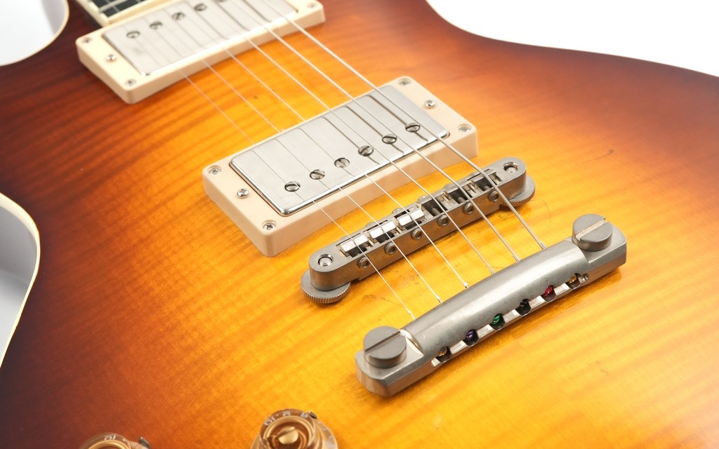 Eastman SB59-v Antique Goldburst Lefty-10.jpg