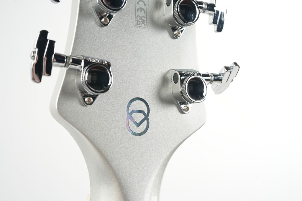 Gretsch G6134T-140 LTD 140th Double Platinum Penguin 2024-6.jpg