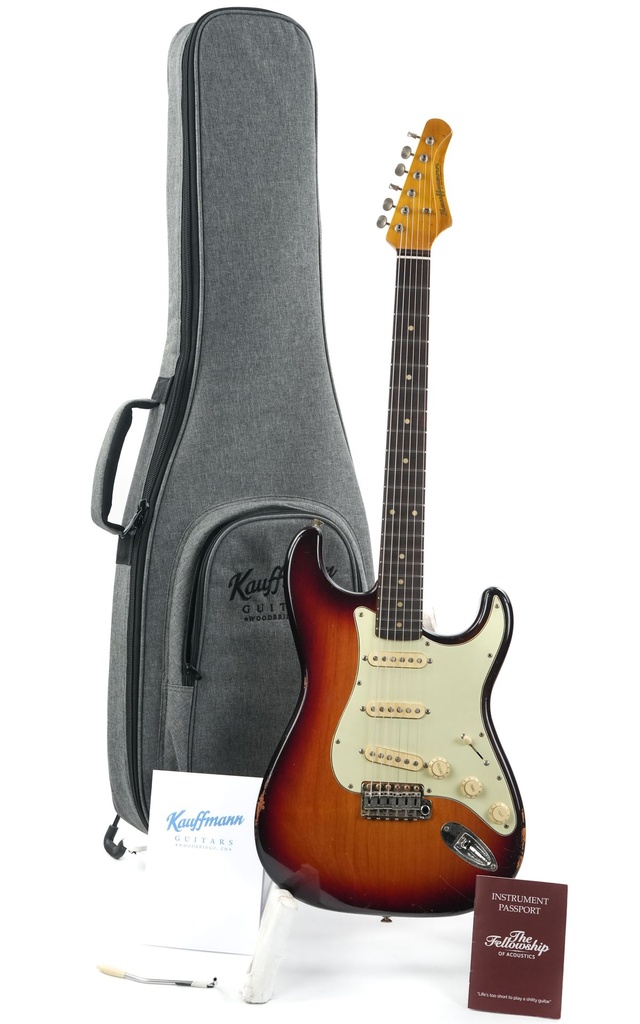 [25191] Kauffmann 63 S Alder Three Tone Sunburst Medium Aged-1.jpg