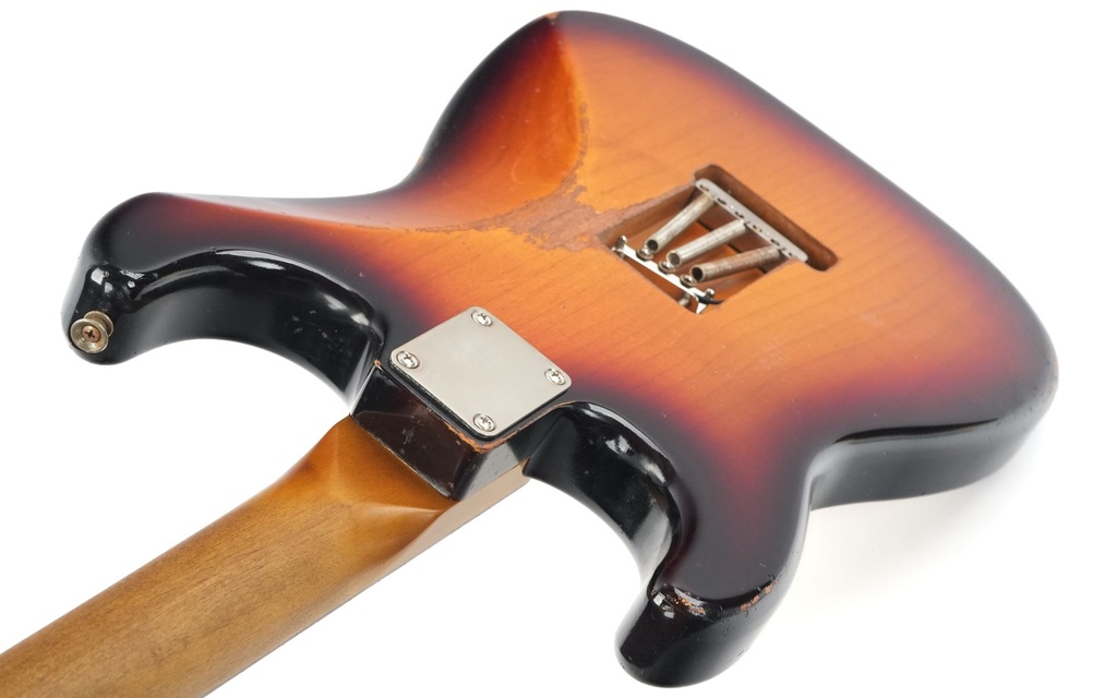 [25191] Kauffmann 63 S Alder Three Tone Sunburst Medium Aged-10.jpg