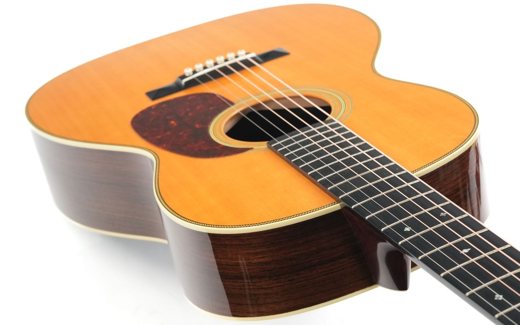Martin 00028VS Sitka Spruce Indian Rosewood 2015-8.jpg