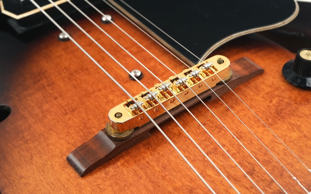 [#72549038] Gibson ES175CC Charlie Christian 1979-10.jpg