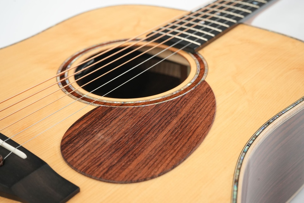 Lakewood D32 Custom Rosewood Spruce 2023-12.jpg