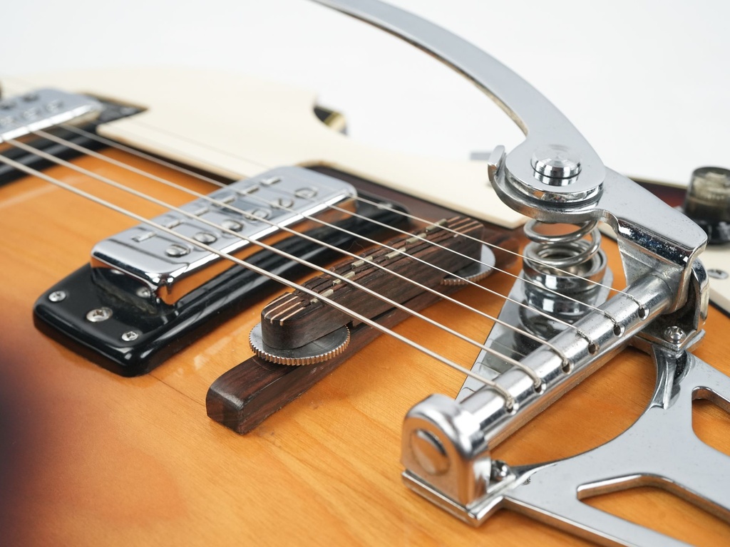 Hofner 500-1 Violin bass 1964 + Apollo Matching guitar-20.jpg