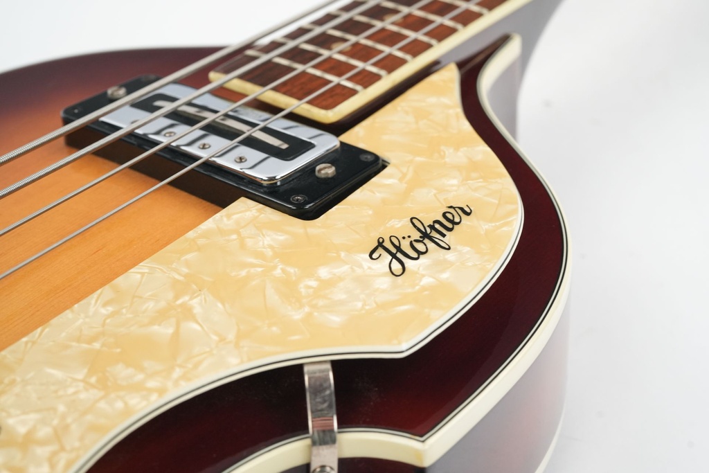 Hofner 500-1 Violin bass 1964 + Apollo Matching guitar-13.jpg