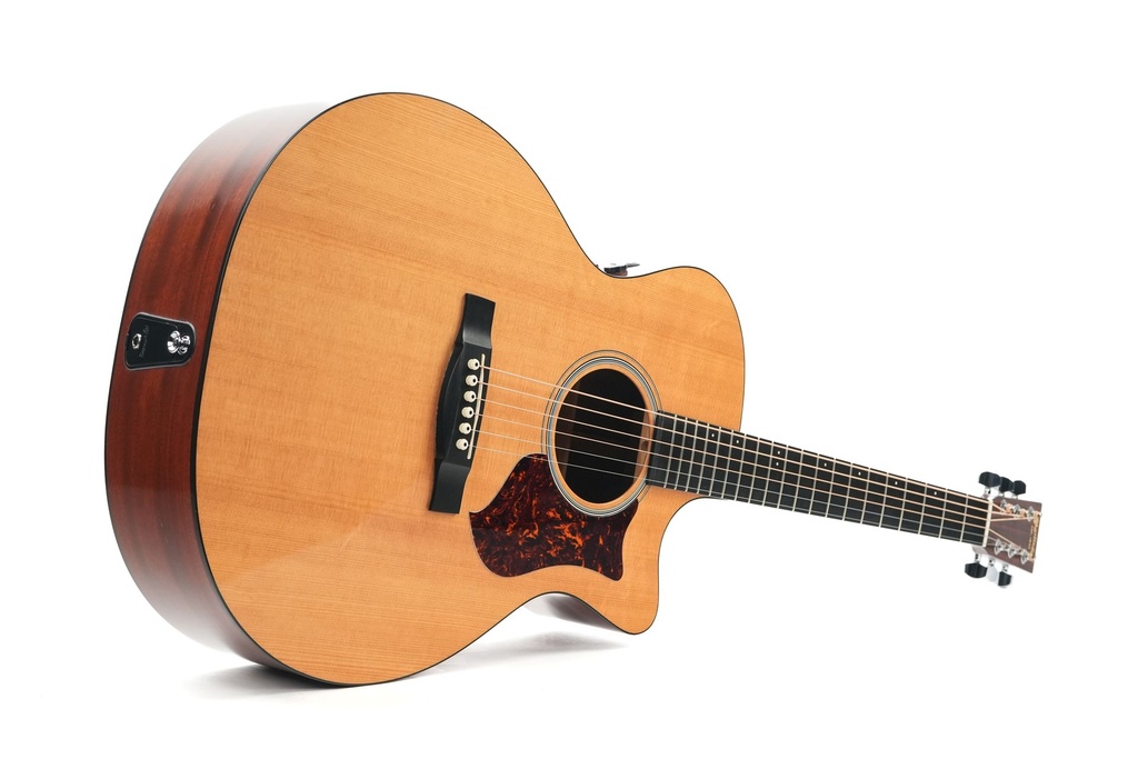 Martin GPCPA4 Mahogany Spruce 2011-12.jpg