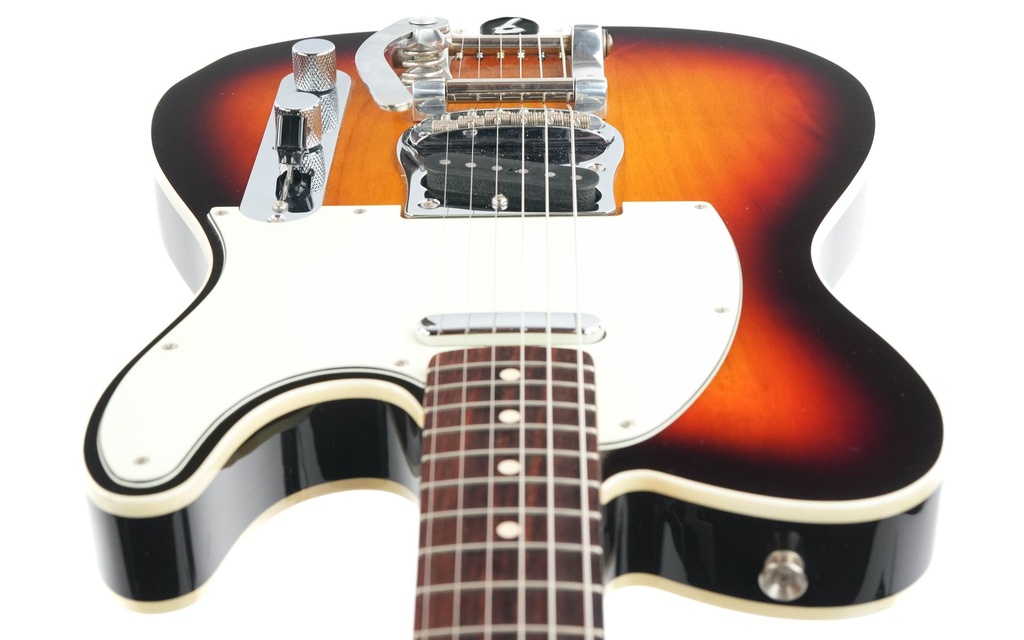 Fender Telecaster Bigsby   1962 reissue  Custom 3 tone sunburst  2001-13.jpg