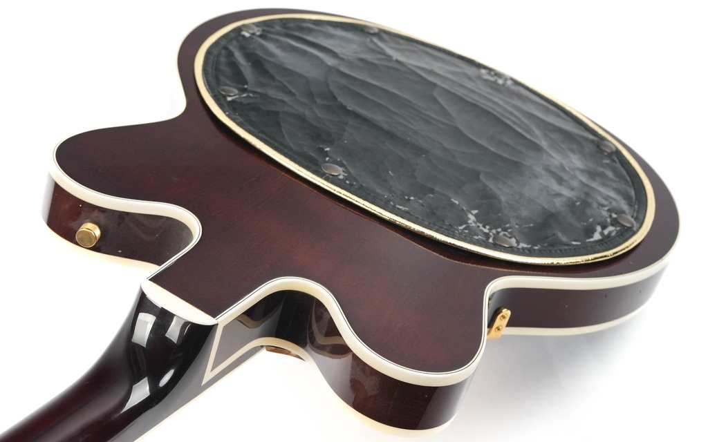 Gretsch G6122 - 1962 Country Classic 2002-10.jpg