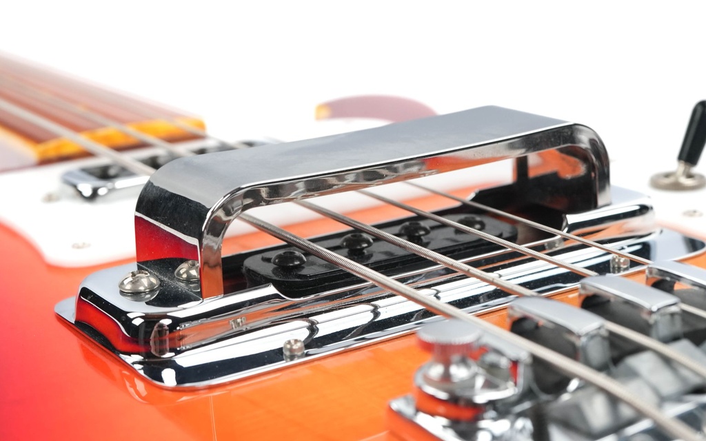 Rickenbacker 4003 Fretless Fireglow 2007-11.jpg