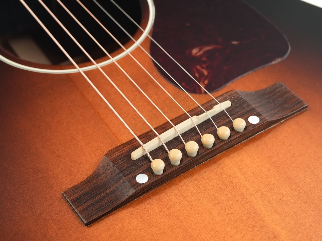 Gibson Standard J45 2020-10.jpg