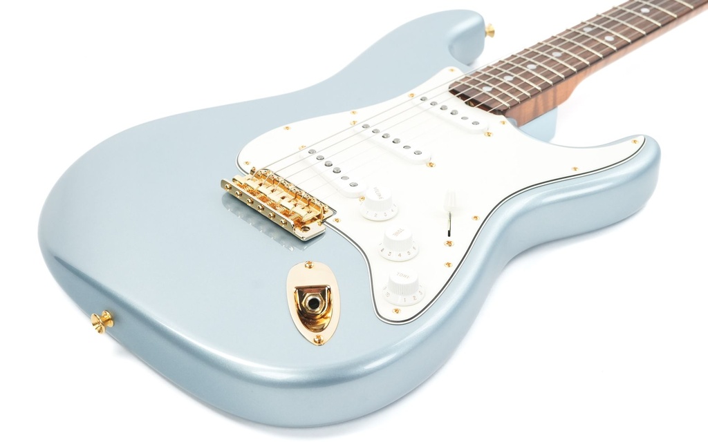 Fender Custom Shop '65 Stratocaster Ice Blue Metallic 2024-12.jpg
