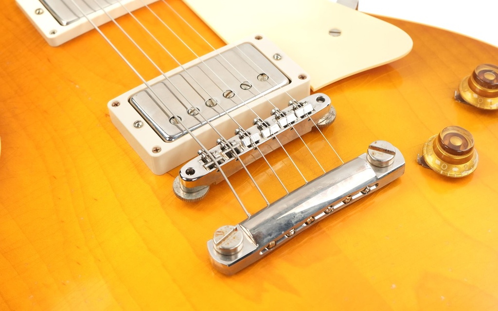 Gibson Custom Murphy Lab 1958 Les Paul Standard Lemon Burst Light Aged-10.jpg