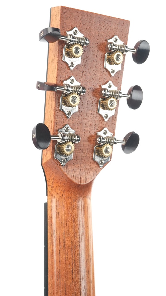 Lakewood C32 IRW European Spruce 2021-5.jpg