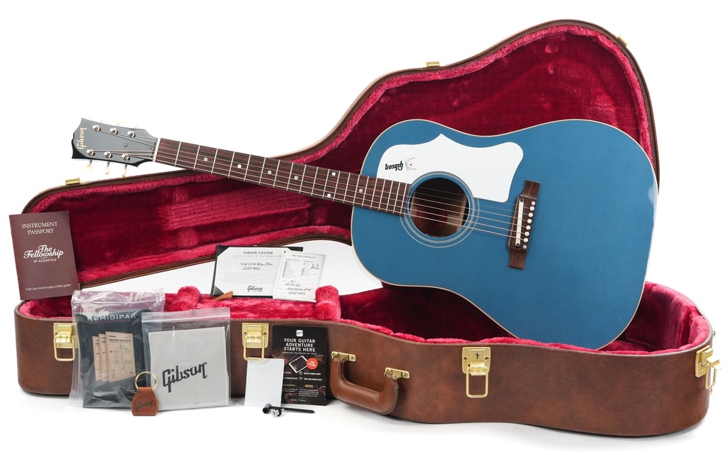 Gibson 60s J45 Original Pelham Blue-1.jpg
