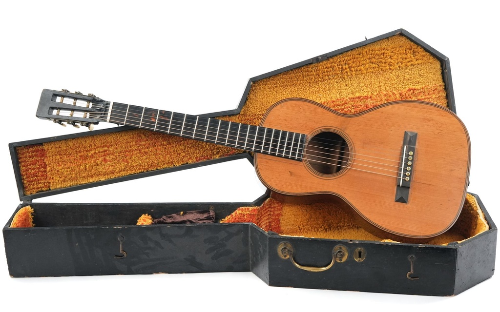 Martin 2-21 Parlor w- original Coffin case 1884-1.jpg