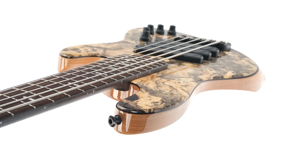 Dingwall Super J, 5-string, 3 pickups-8.jpg