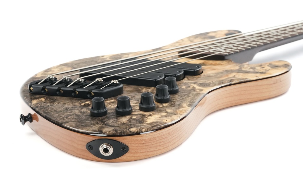 Dingwall Super J, 5-string, 3 pickups-11.jpg