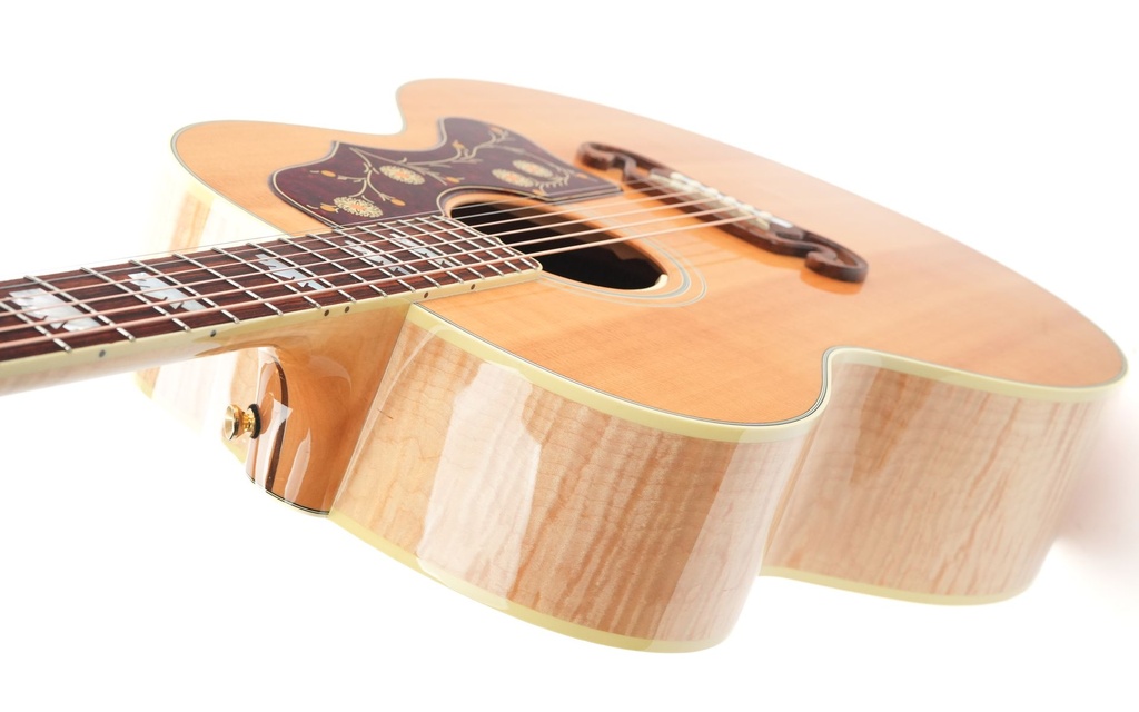 Gibson SJ200 Natural standard 2000-8.jpg