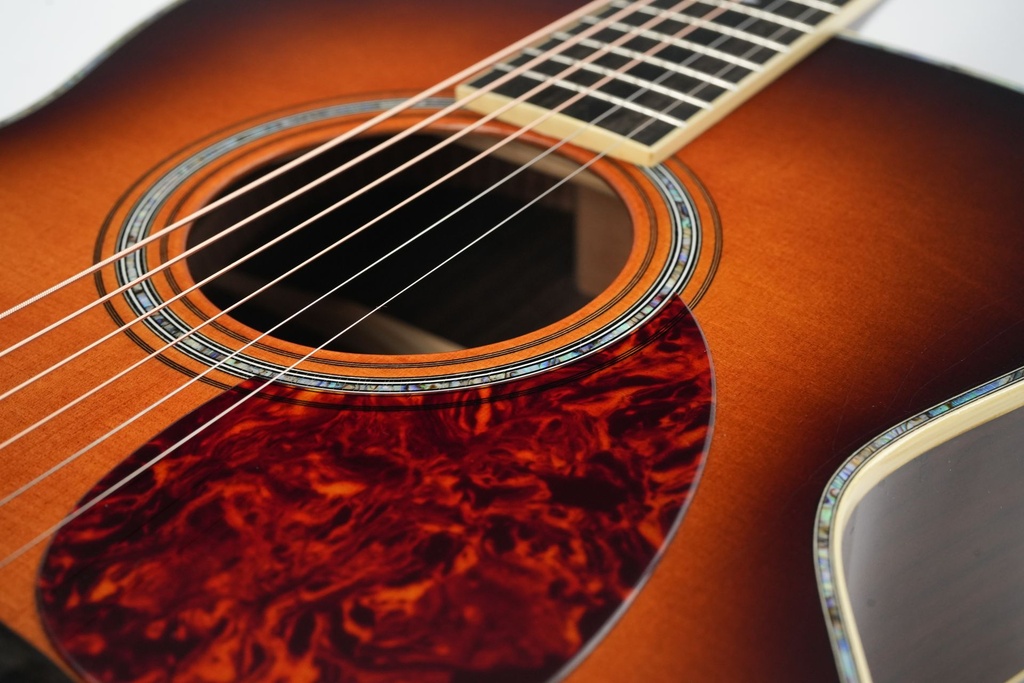 Atkin OM37 Deluxe Shade Top-14.jpg