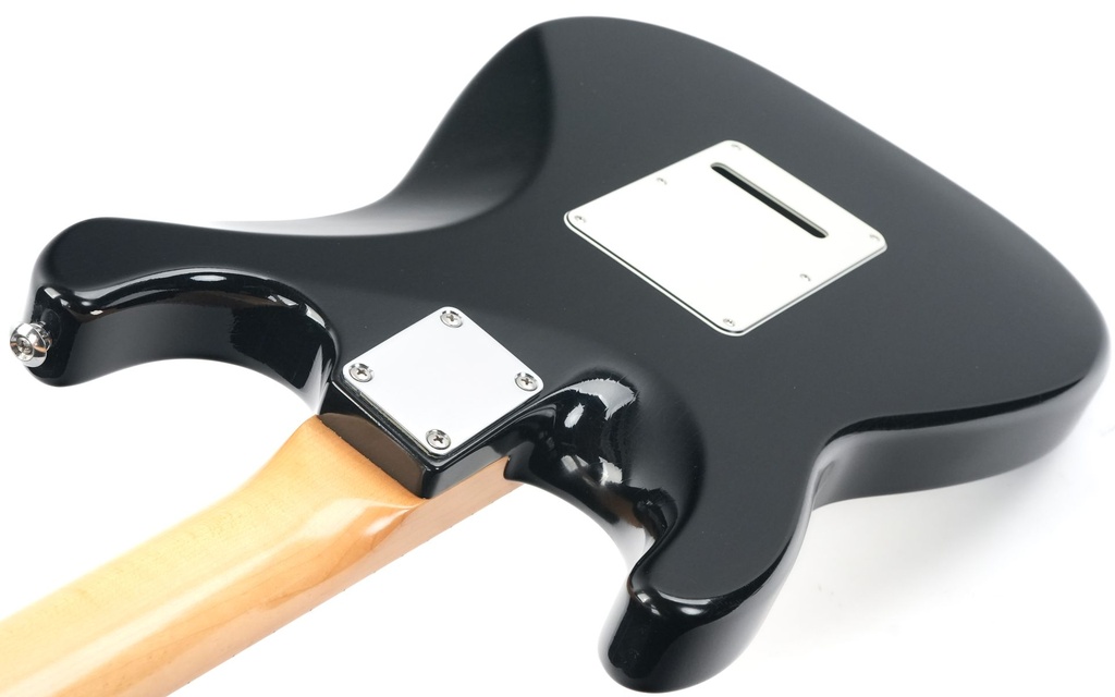 Suhr Classic S Antique Black 2025-10.jpg