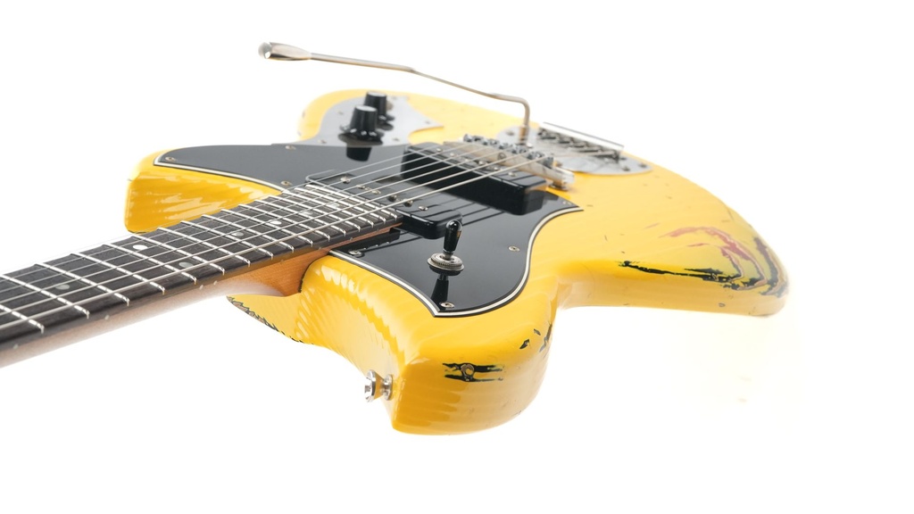 Novo Serus J Vandalism Yellow over '64 3-Tone Sunburst-8.jpg