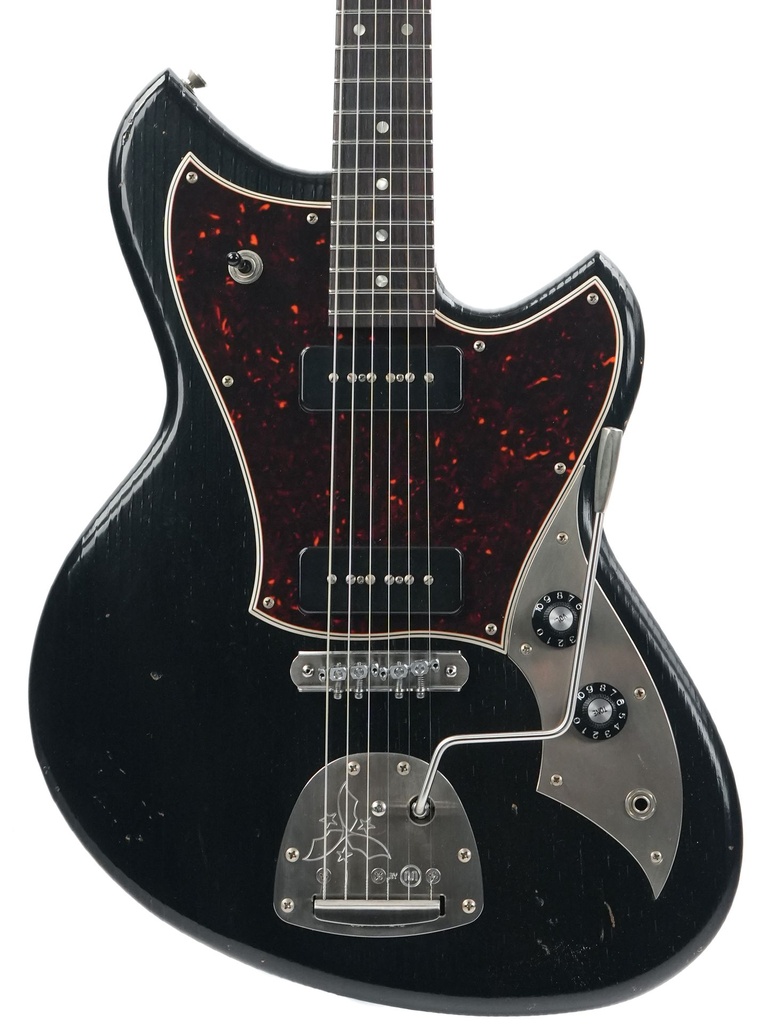 Novo Serus J Bull Black-4.jpg