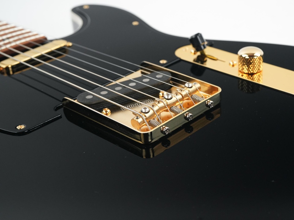 Suhr Mateus Asato T, Black-11.jpg