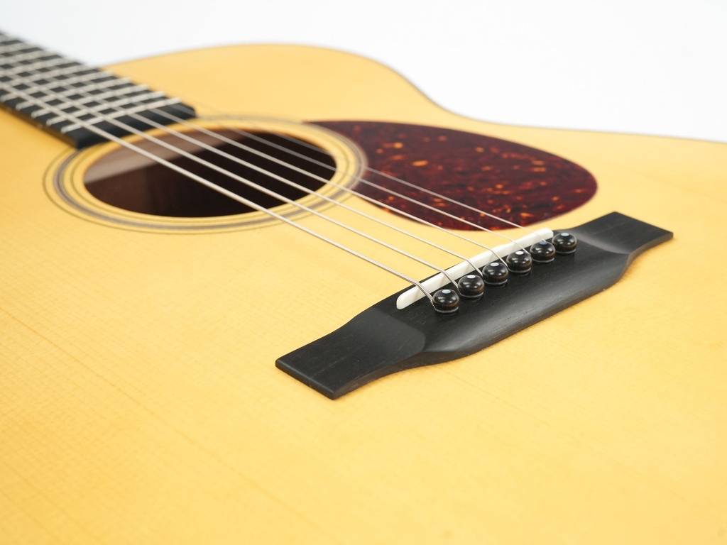 Collings OM1A Julian Lage-10.jpg