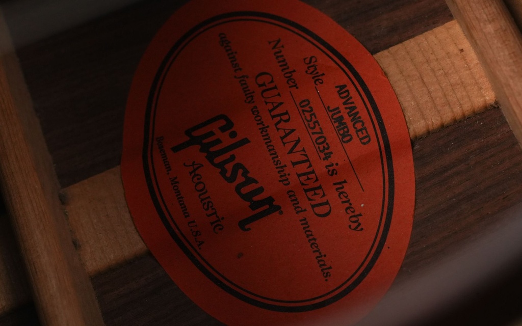 Gibson 1936 Advanced Jumbo Sunburst 2007-11.jpg