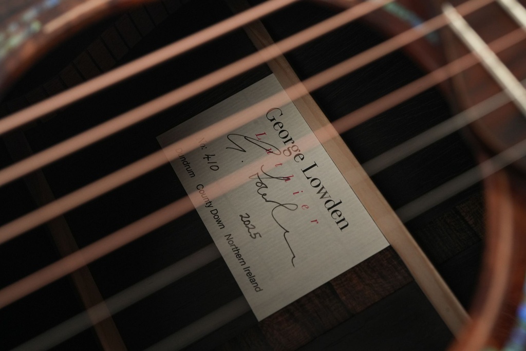 George Lowden Luthier Mastermade Brazilian Rosewood Sinker Redwood-13.jpg