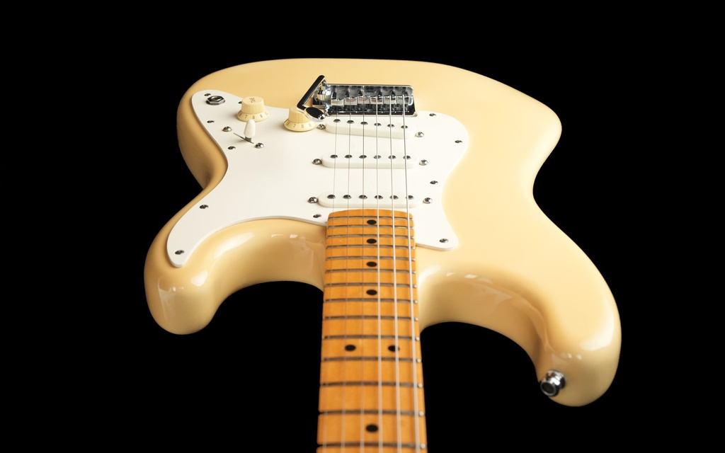 Fender Stratocaster Dan Smith Era Blonde 1983-14.jpg