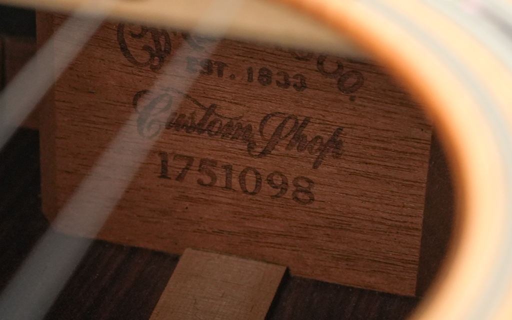 Martin Custom Shop OM28 Cocobolo Adirondack 2013-12.jpg