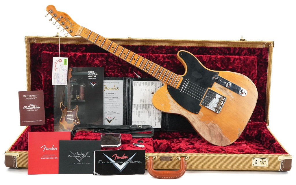 Fender Custom Shop 1952 Telecaster Heavy Aged Butterscotch Blonde.jpg