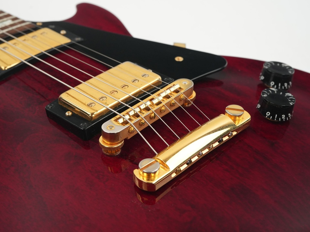 Gibson Les Paul Studio Wine Red Gold Hardware 2003-10.jpg