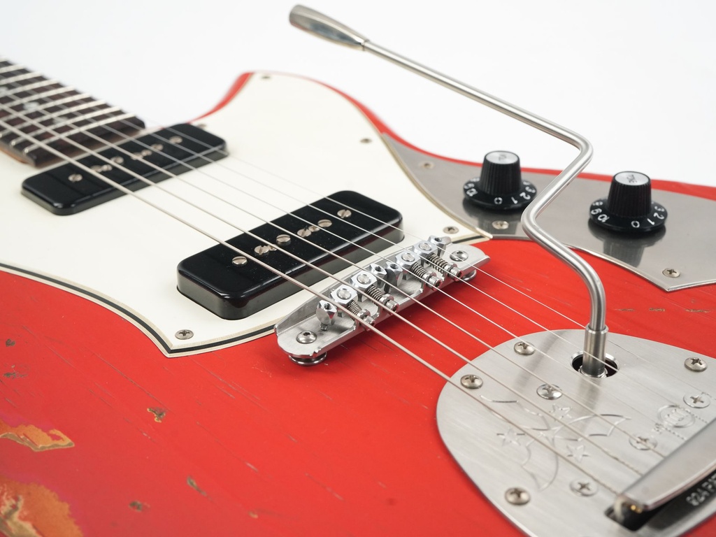 Novo Serus J Fiesta Red over '64 3-Tone Sunburst-10.jpg