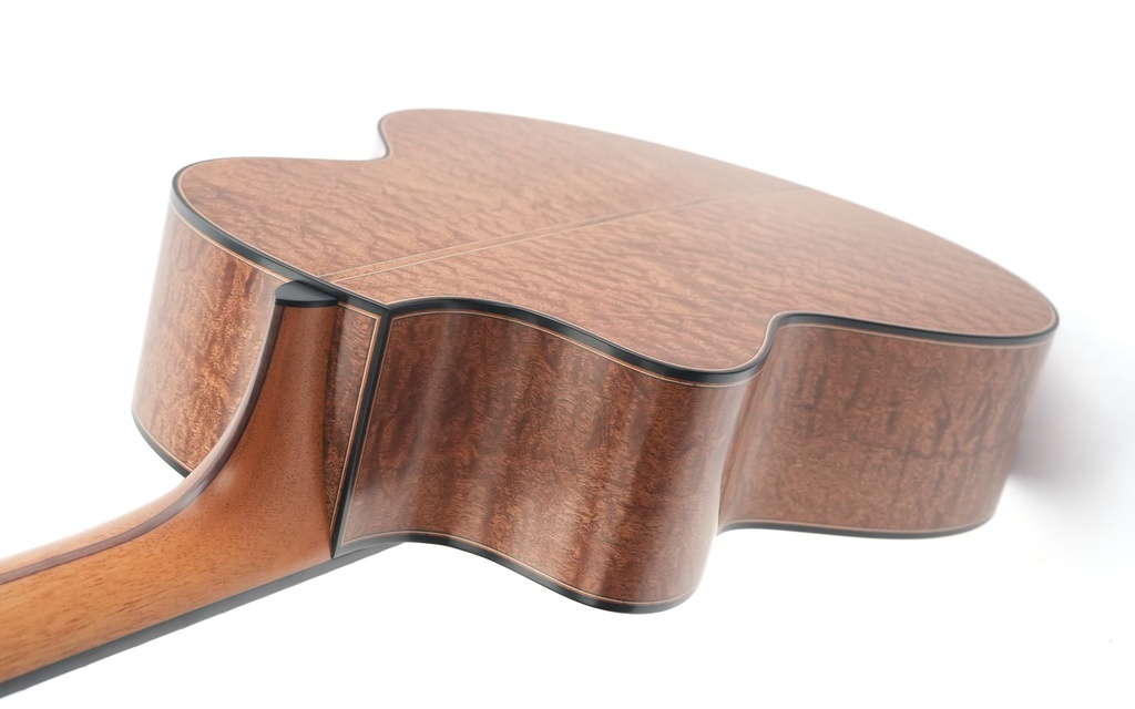 Lowden S50J Mastergrade Quilted Mahogany Alpine Spruce-10.jpg