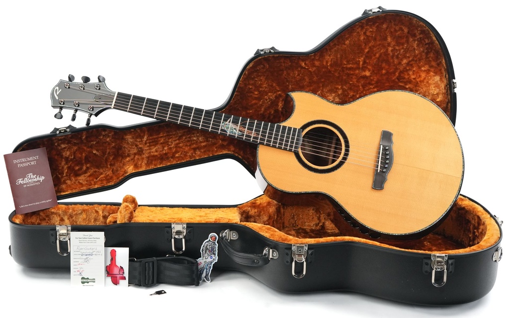 Kevin Ryan 20th Anniversary Paradiso Grand Concert Kingfisher 2021.jpg