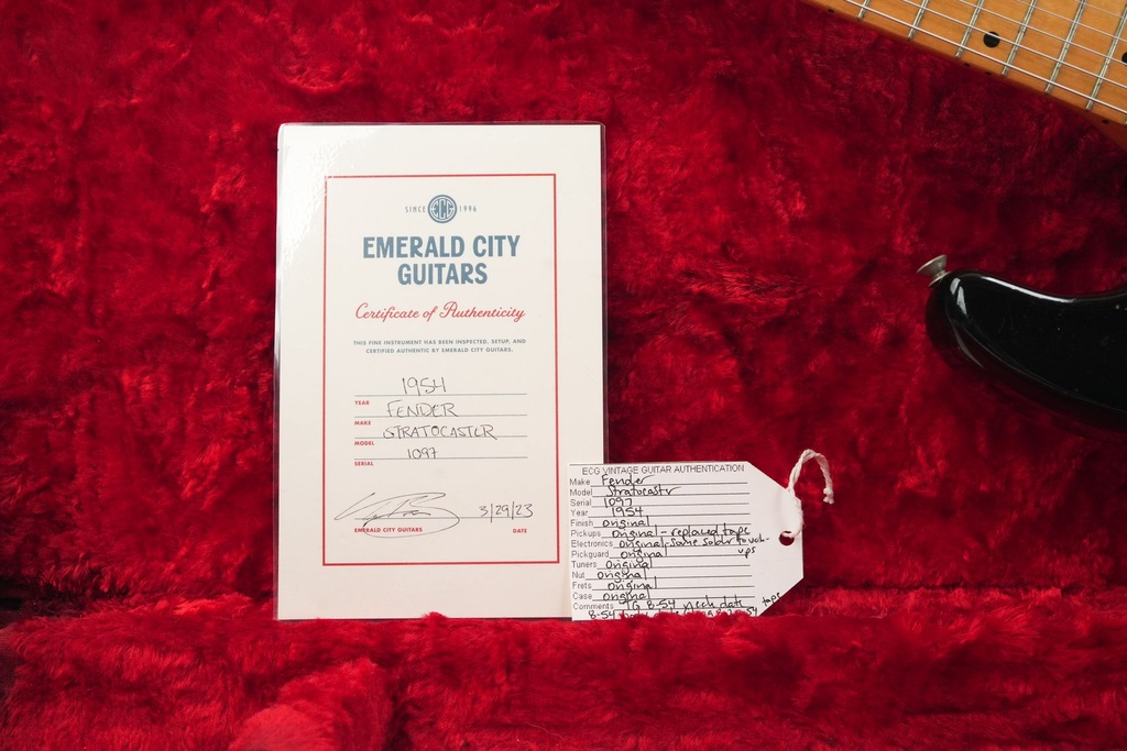 Fender Stratocaster Sunburst 1954-2.jpg