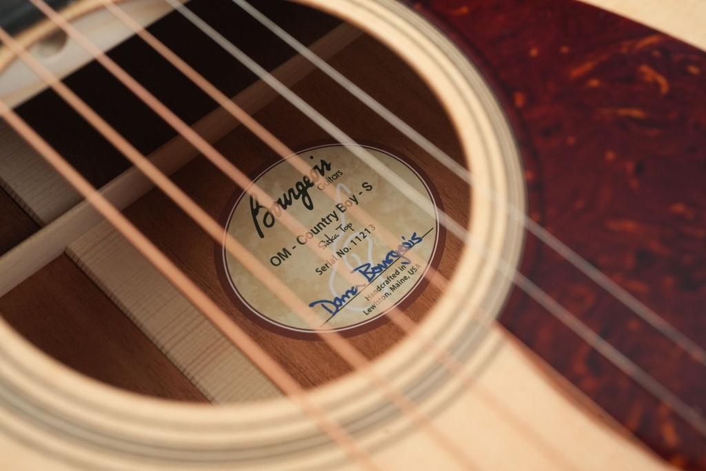 Bourgeois Professional Series Country Boy OM Satin-11.jpg