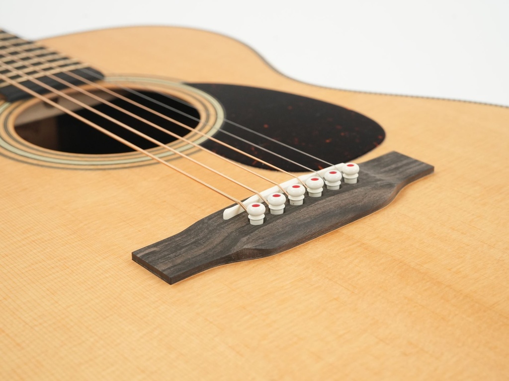 Martin OM28 Modern Deluxe-10.jpg