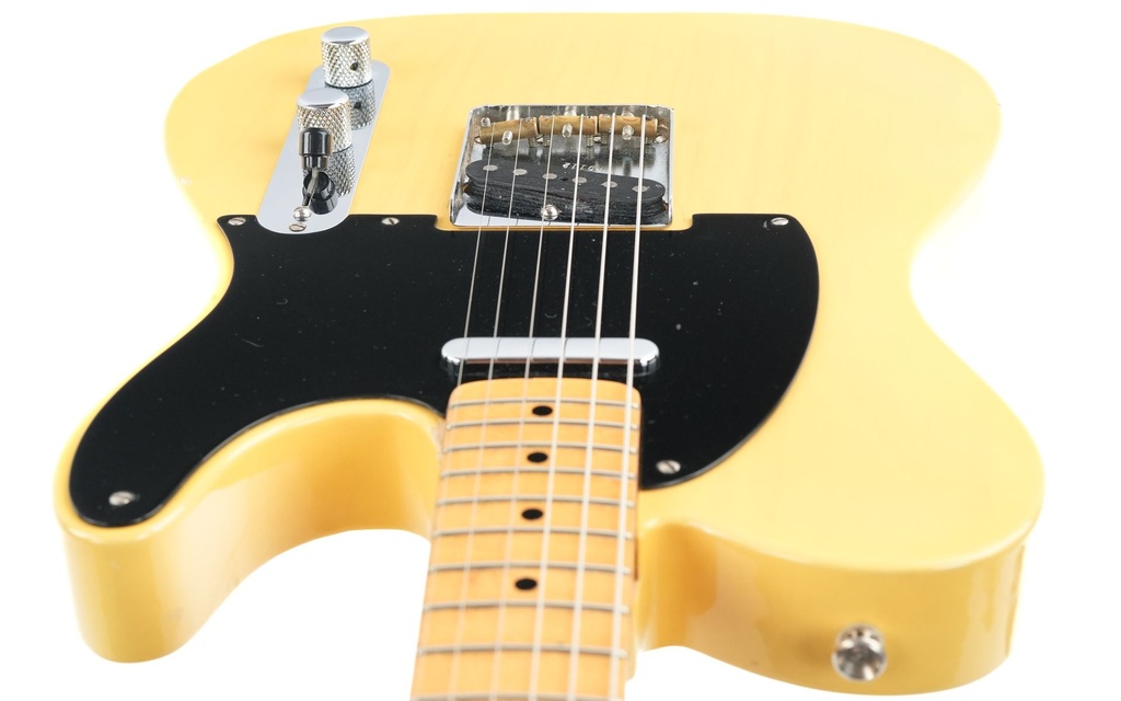 Fender Nocaster Customshop Blonde NOS 1999-12.jpg