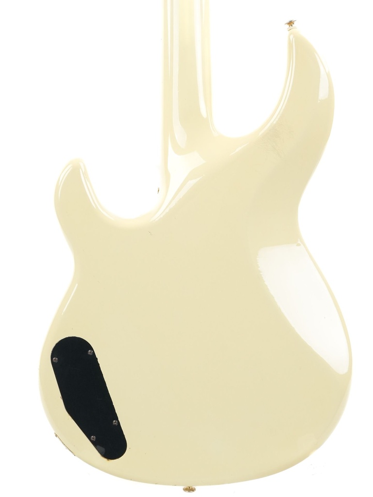 Yamaha BB5000 5-string Cream White 1987-6.jpg