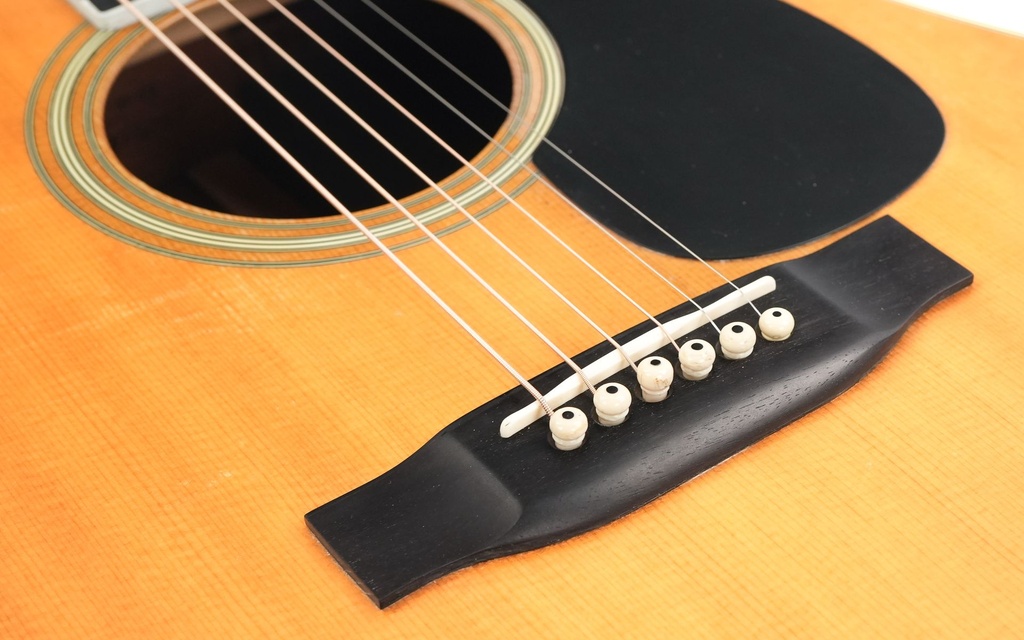 Martin D35 Rosewood Spruce 1976-10.jpg