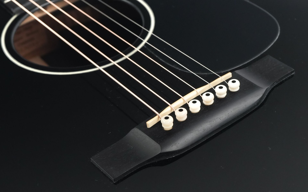 Martin Jimmy Buffett Custom Signature Black 2019-10.jpg