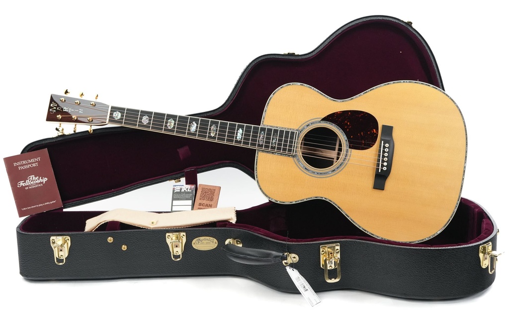 Martin OM45 Standard Refresh Natural.jpg