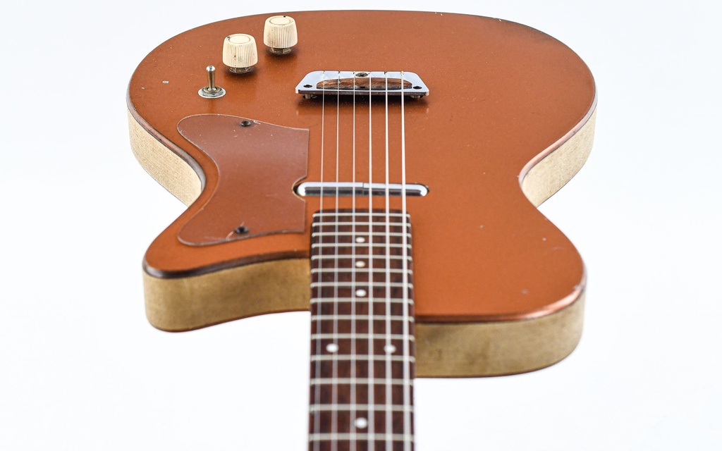Silvertone U1 1960-12.jpg